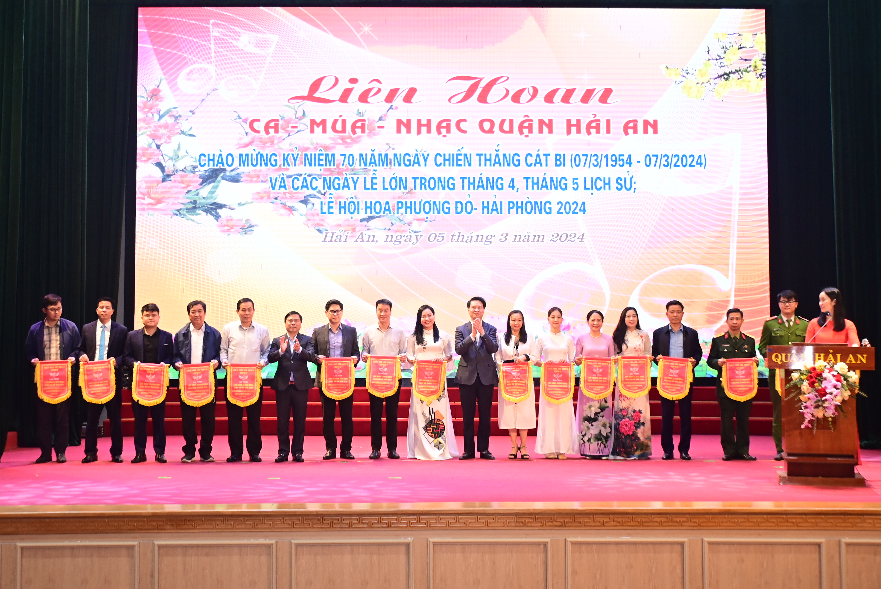 Công an quận Hải An nhận nhiều thư khen, thư cảm ơn